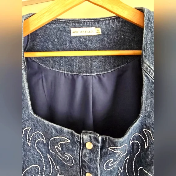 Avec Les Filles Western Embroidered Long Sleeve Denim Dress - Picture 7 of 12